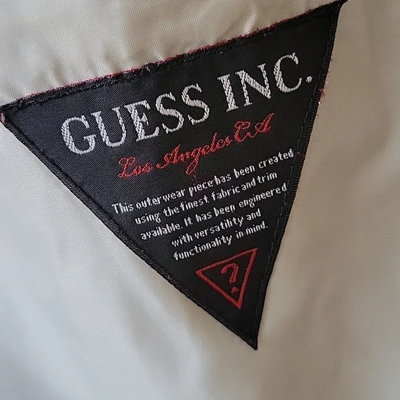 GUESS vintage quilted parka with removable faux fur hood - Picture 5 of 6